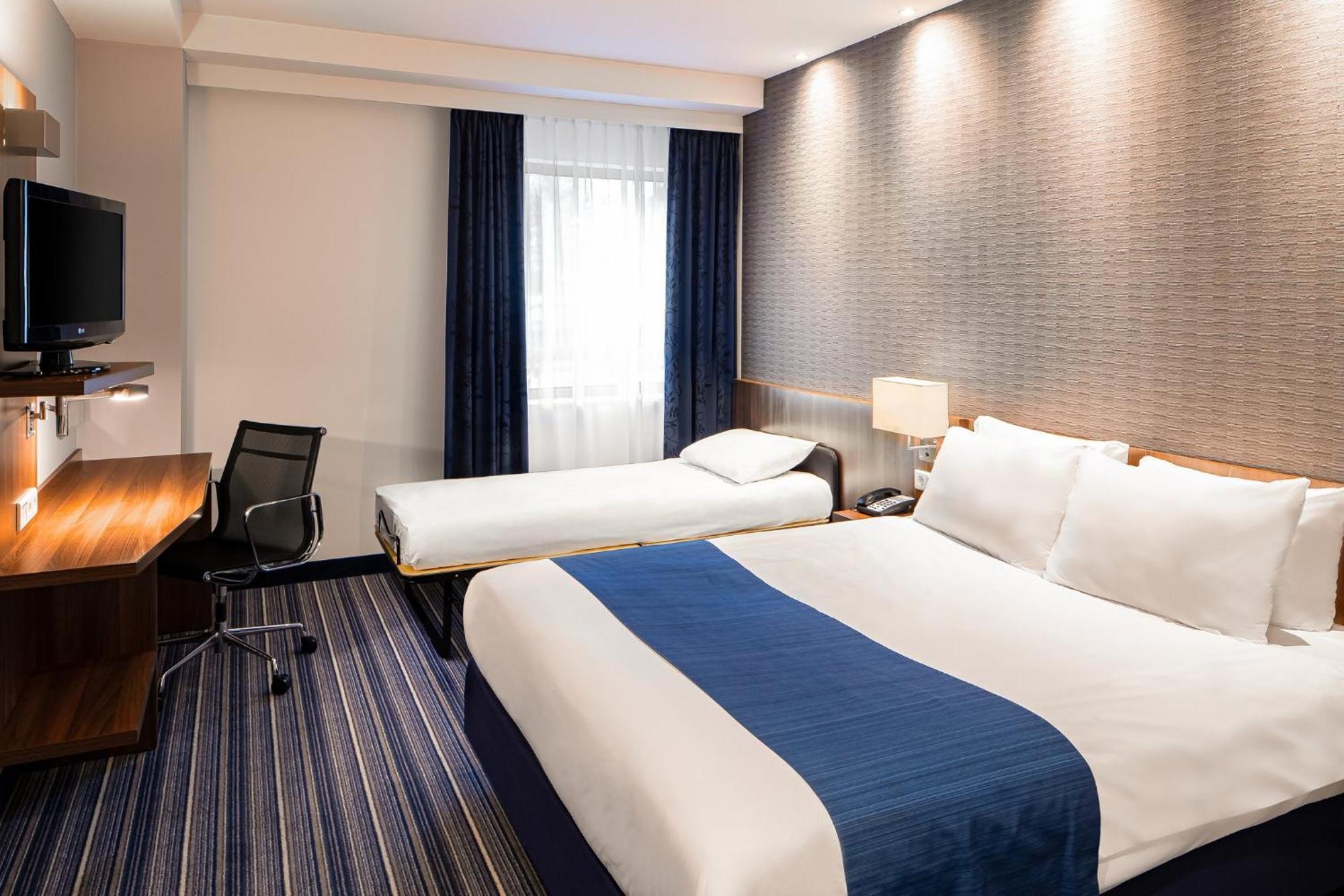 Holiday Inn Express Arnhem, An Ihg Hotel Esterno foto